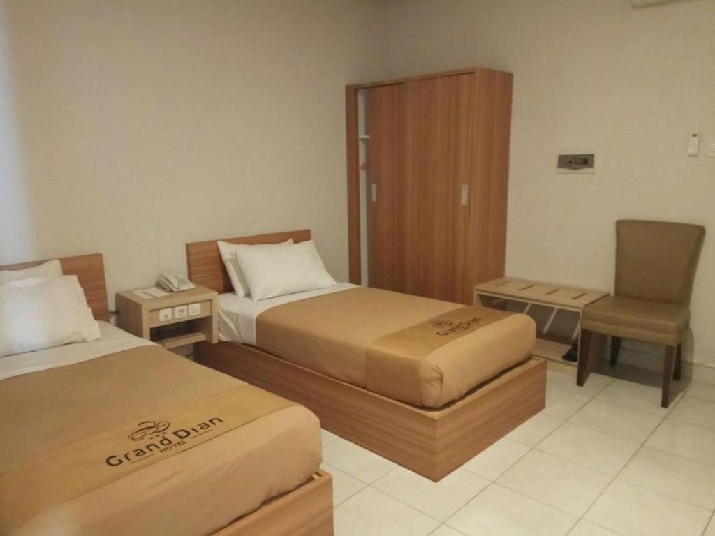 Grand Dian Hotel Slawi Tegal  Exterior photo